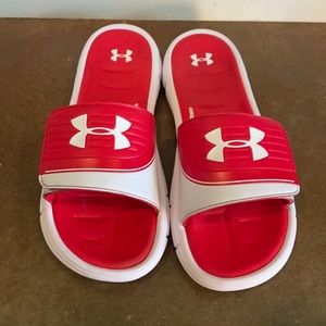 Under Armour 4D Foam size 9 color red